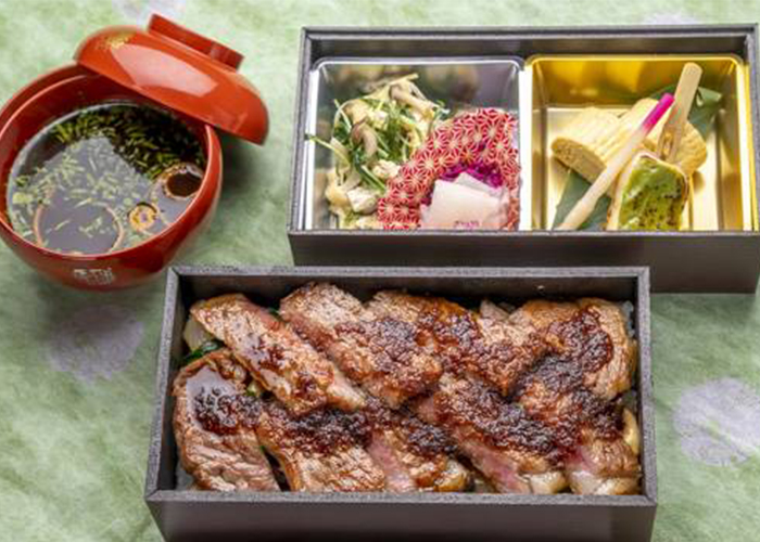 A5-rank sirloin steak with black Japanese beef